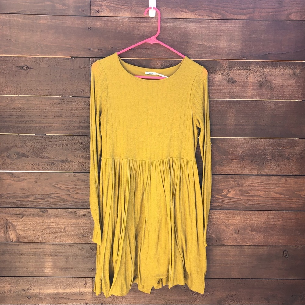 URBAN OUTFITTERS: kimchi blue dress